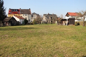 Nobitz bei Altenburg: Baulücke, 668 m² groß, für EFH mit Südausrichtung in gewachsener Ortslage